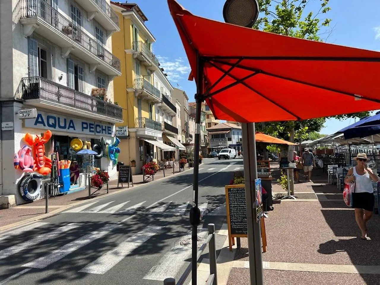 Le Contemporain - Golfe Juan - 5 Min Des Plages - 10 Min De Cannes! Vallauris Apartment